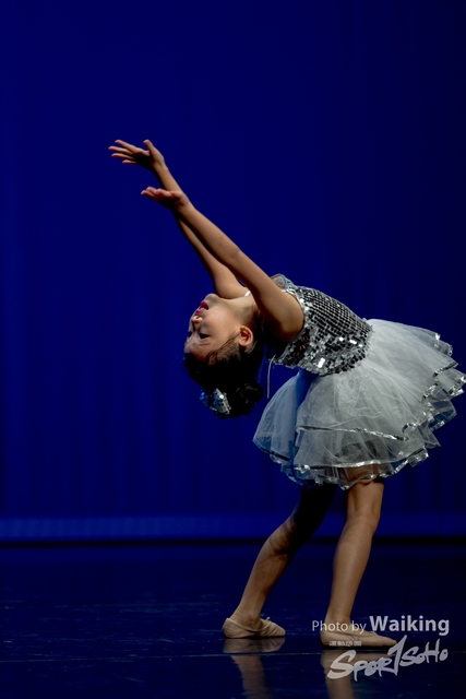 2020-10-18 Solo Dance 1645