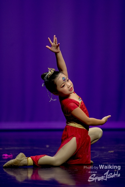 2020-10-18 Solo Dance 1654