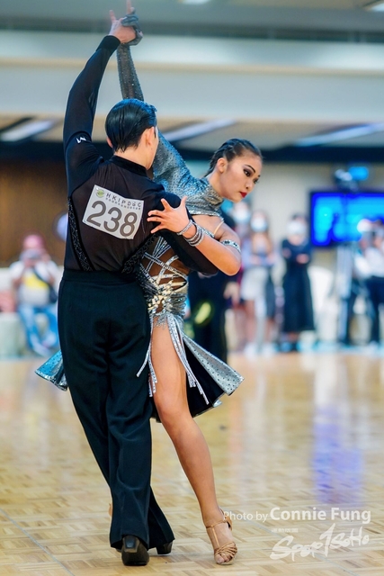 PSX_20201025_184840_mh1604215277844
