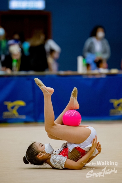 2020-11-28 RG Ball 0076