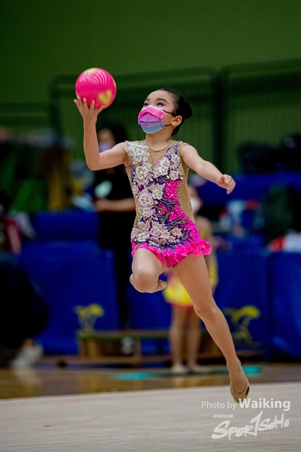 2020-11-28 RG Ball 0100