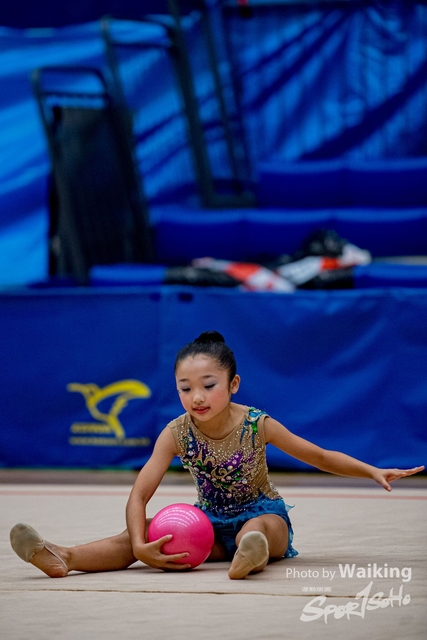 2020-11-28 RG Ball 0104