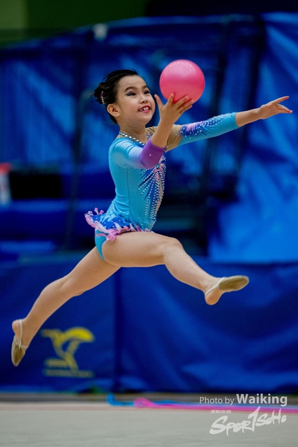 2020-11-28 RG Ball 0145
