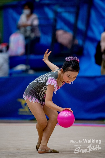 2020-11-28 RG Ball 0235