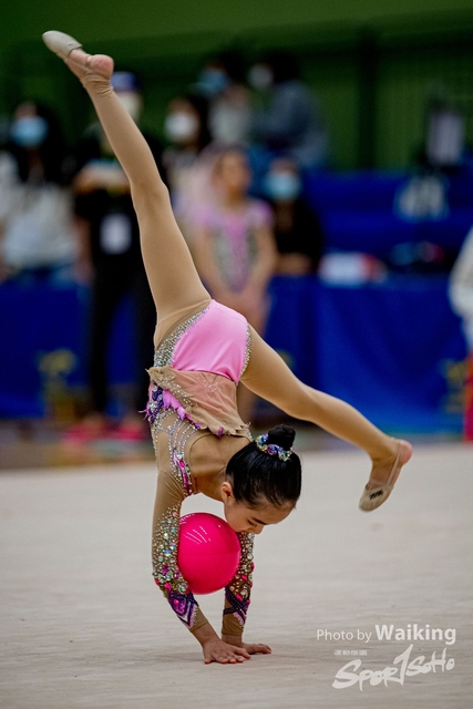 2020-11-28 RG Ball 0339