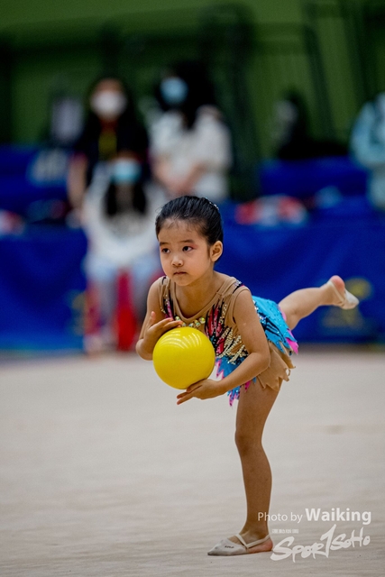 2020-11-28 RG Ball 0358
