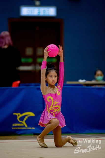 2020-11-28 RG Ball 0368