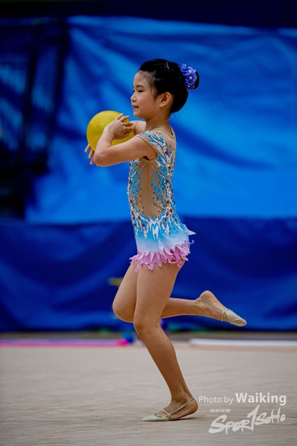 2020-11-28 RG Ball 0436