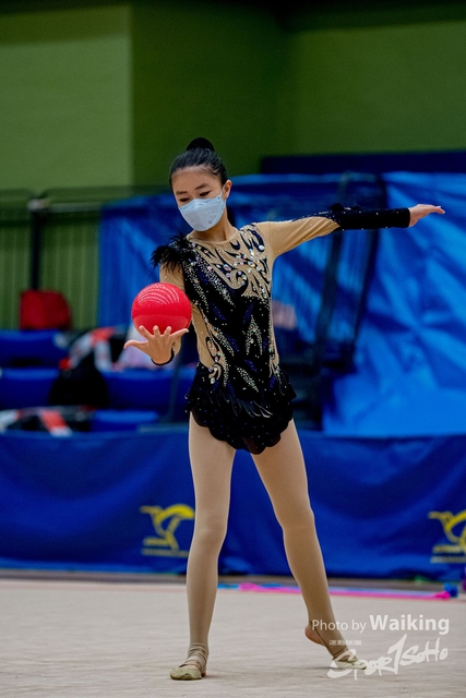 2020-11-28 RG Ball 0539