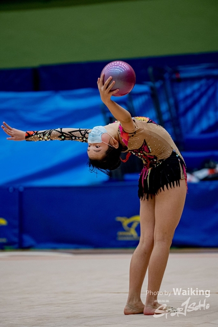 2020-11-28 RG Ball 0661