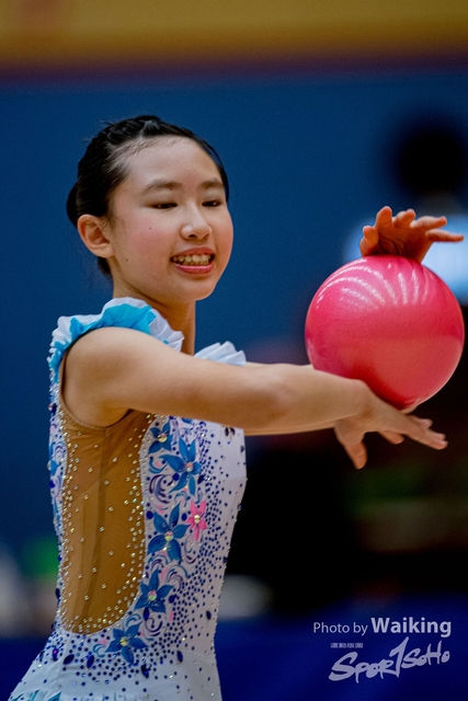 2020-11-28 RG Ball 0677