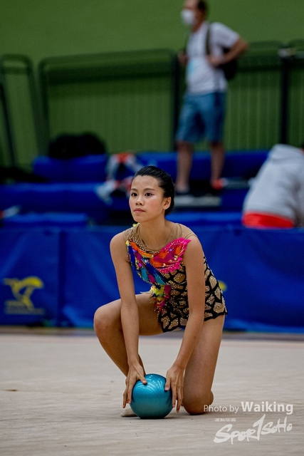 2020-11-28 RG Ball 0743