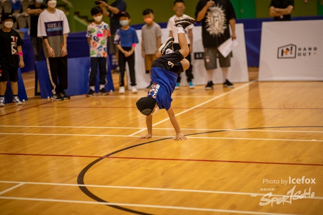 WKX_4083