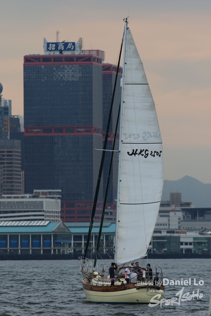 7D2_7674