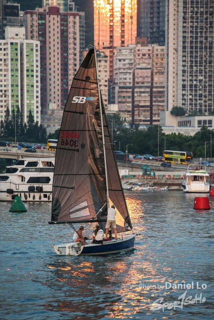 LO1_8353