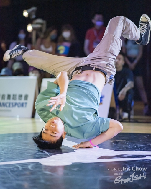 CYY_4977