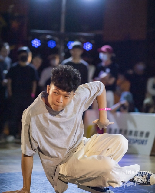 CYY_5941