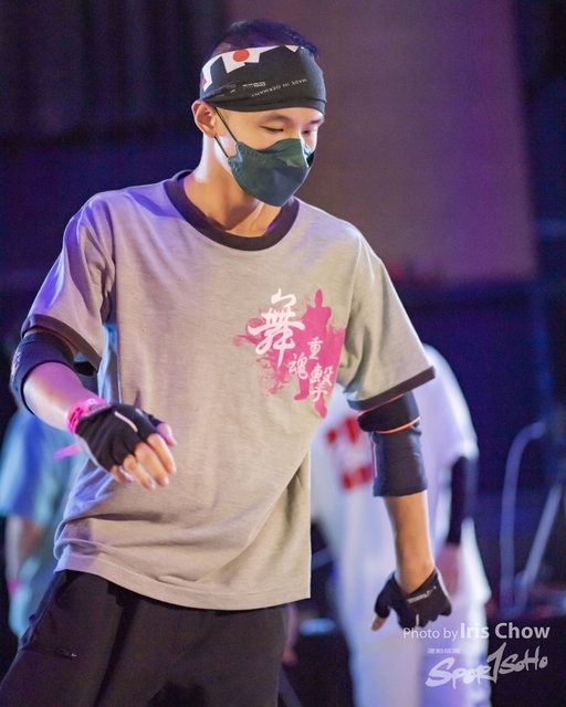CYY_4196