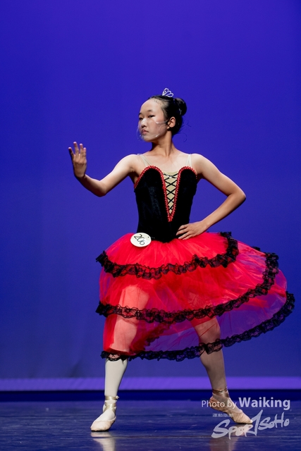 2021-10-17 Solo Dance-2658