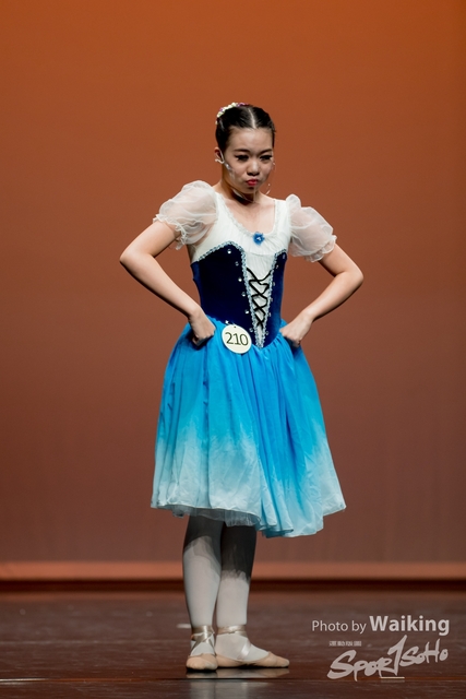 2021-10-17 Solo Dance-2750