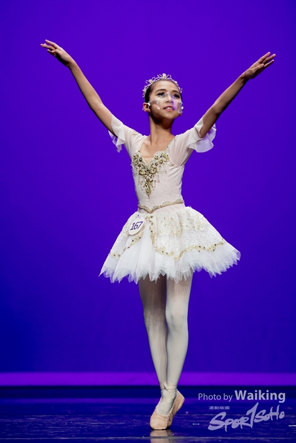 2021-10-17 Solo Dance-1970