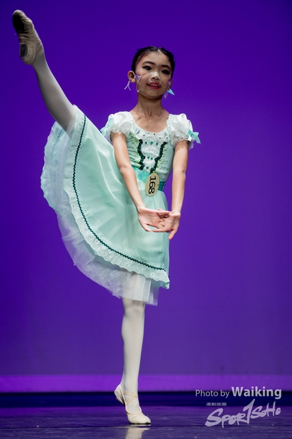 2021-10-17 Solo Dance-1981