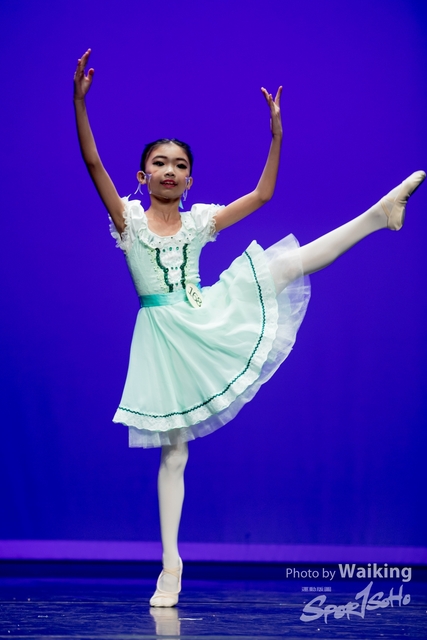 2021-10-17 Solo Dance-1982