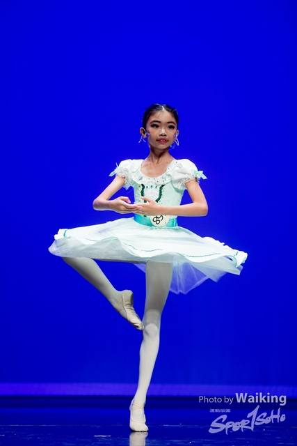 2021-10-17 Solo Dance-1984