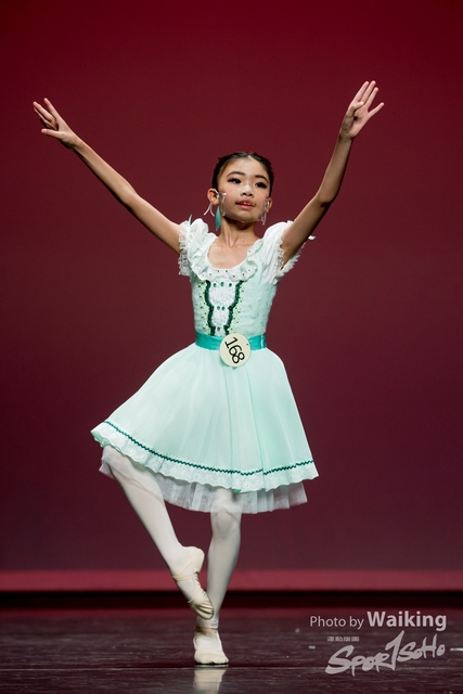 2021-10-17 Solo Dance-2000