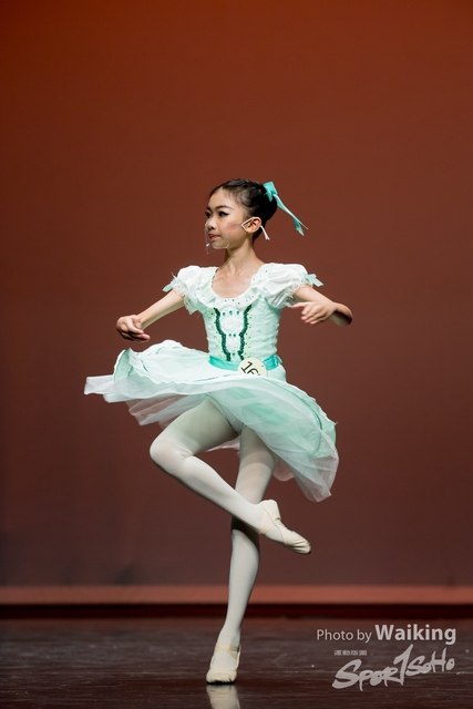 2021-10-17 Solo Dance-2001