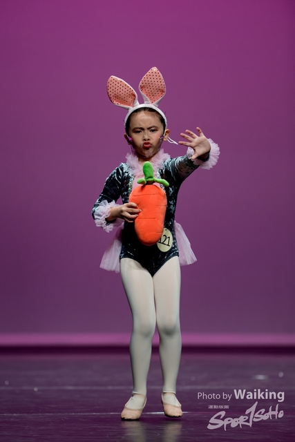 2021-10-17 Solo Dance-1310