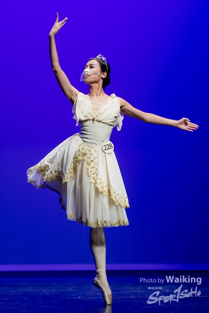 2021-10-17 Solo Dance-3115