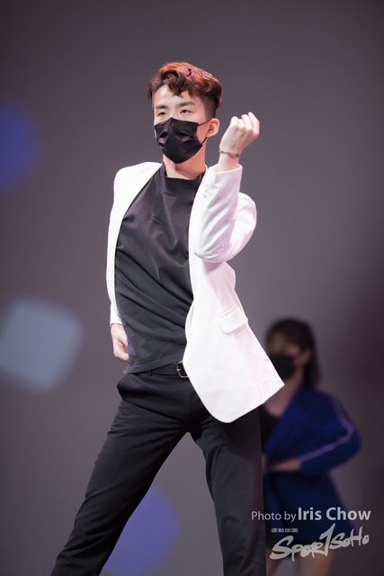CYY_2585