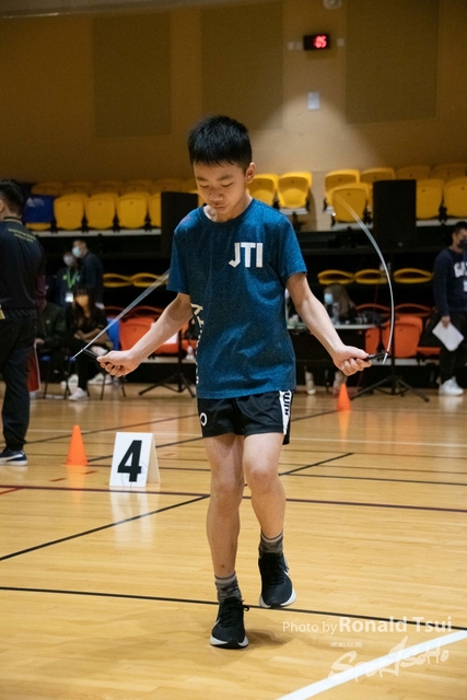85R_4076
