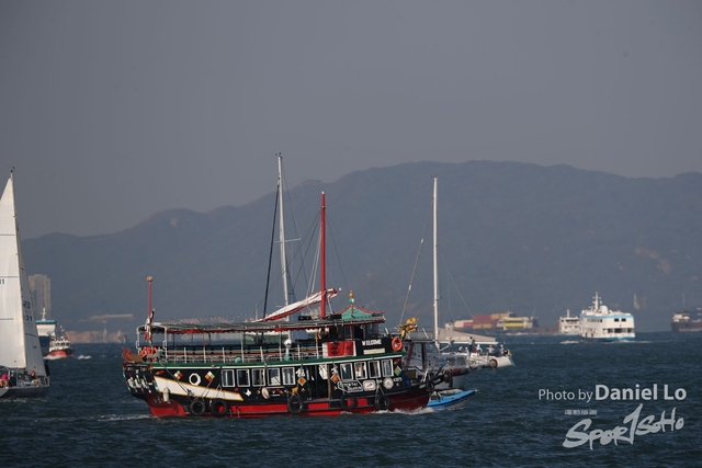 LO2_4479