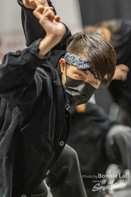 464A9320