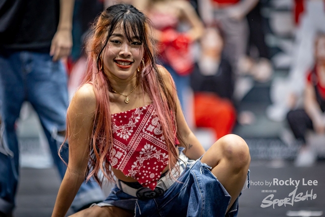ROCK7869