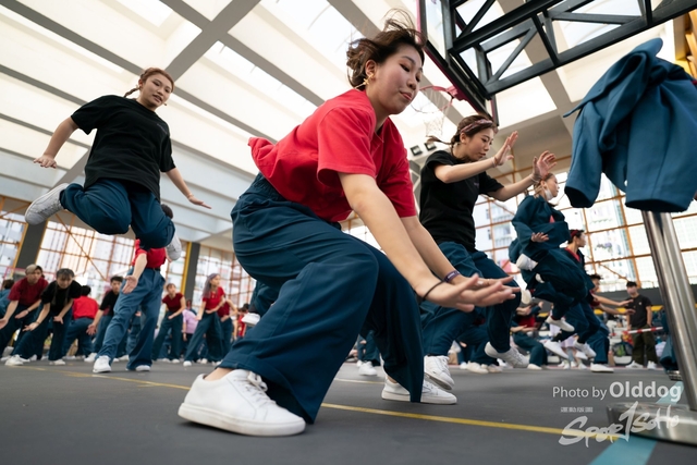 MassDance-5