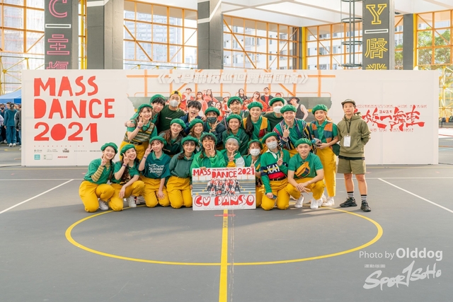 MassDance-27