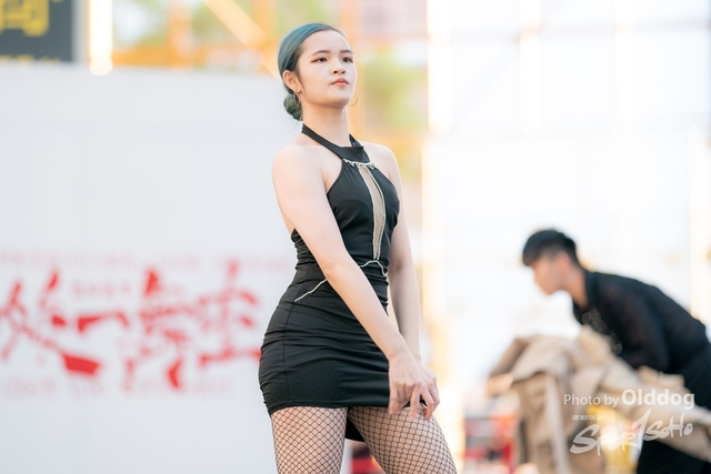 MassDance-464