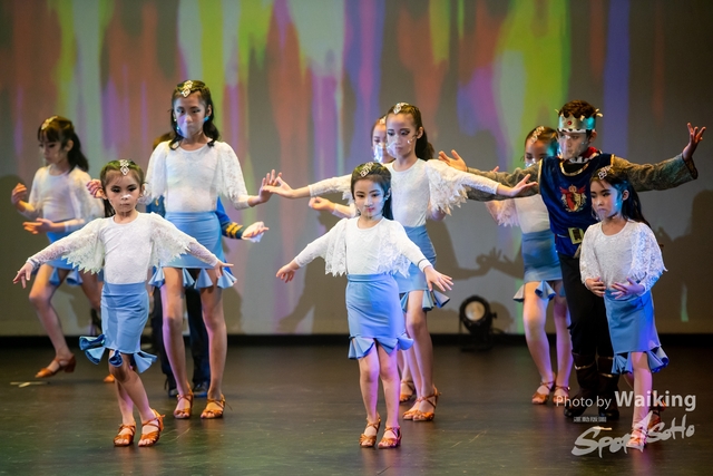2022-01-01 Dance-0058