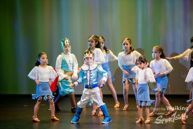 2022-01-01 Dance-0059