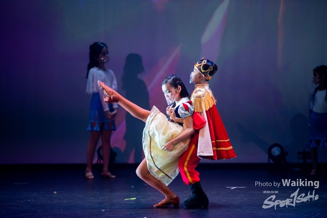 2022-01-01 Dance-0103