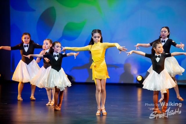 2022-01-01 Dance-0208