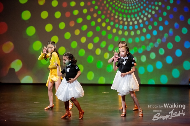 2022-01-01 Dance-0213