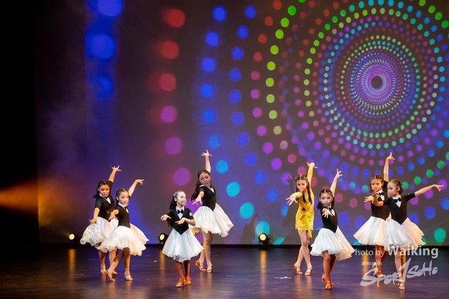 2022-01-01 Dance-0214
