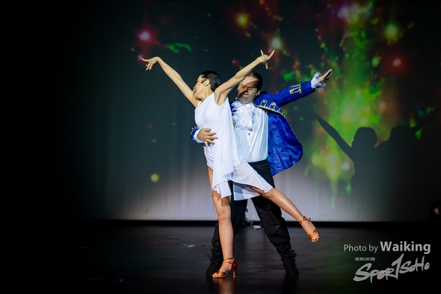 2022-01-01 Dance-0370
