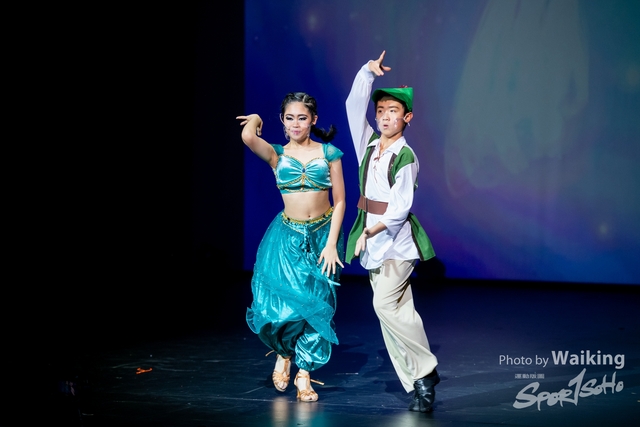 2022-01-01 Dance-0400
