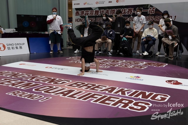 Break_Dance_R1-60