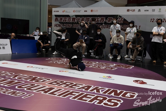 Break_Dance_R1-72